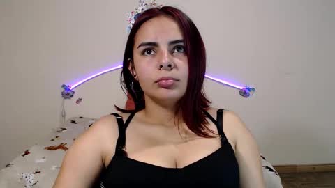 Angelyxs online show from 11.07.25