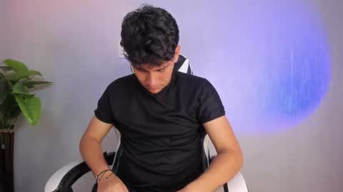 Valentino online show from 03.21.26