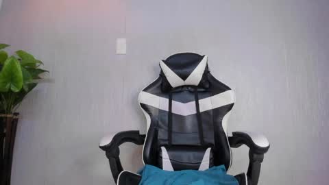 Valentino online show from 04.10.26