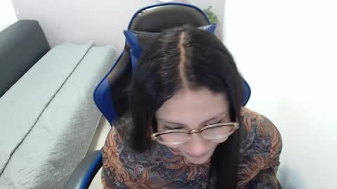 valevicious online show from 04.02.26