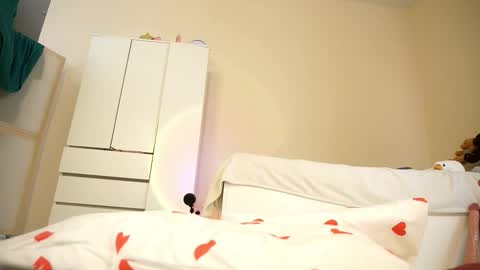 Lily online show from 02.18.26