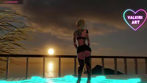 Snapshot of valkiriart chatting on 01.16.25 valkiriart online show from 01.16.25