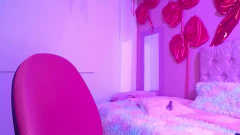 Snapshot of valkiry_ chatting on 02.13.26 valkiry_ online show from 02.13.26