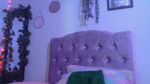 Snapshot of valkiry_ chatting on 02.20.26 valkiry_ online show from 02.20.26