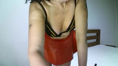 Snapshot of valleriwind chatting on 02.05.26 ValleriWind online show from 02.05.26