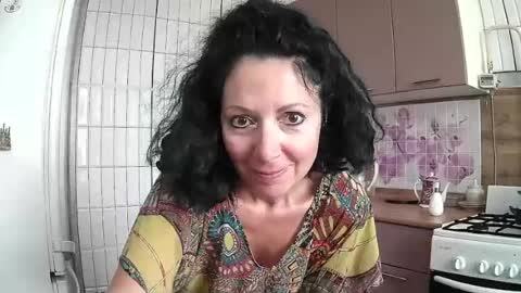 Snapshot of valleriwind chatting on 07.19.26 ValleriWind online show from 07.19.26
