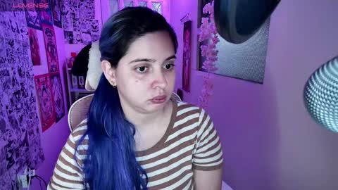 Im Violet online show from 09.26.25
