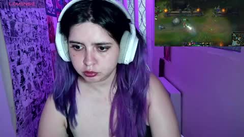 Im Violet online show from 03.28.26