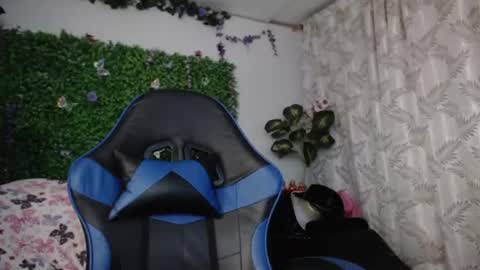 Snapshot of valquiria_sirgun chatting on 06.24.26 valquiria_sirgun online show from 06.24.26