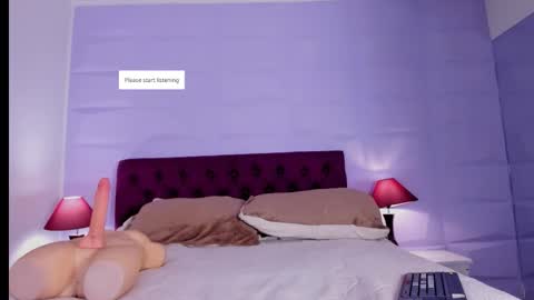 Snapshot of valrery_roussex chatting on 11.27.25 Valery online show from 11.27.25