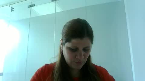 Snapshot of valu2208 chatting on 09.30.25 valu2208 online show from 09.30.25