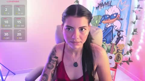 Snapshot of valu_57 chatting on 12.20.25 Valu online show from 12.20.25