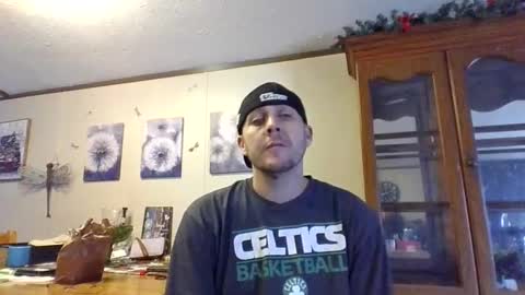 Snapshot of valvenus101 chatting on 12.31.24 Val Venus online show from 12.31.24