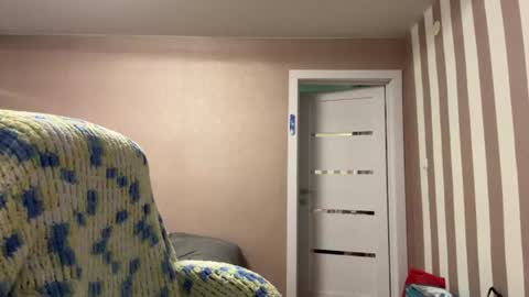 Snapshot of valvet_sky chatting on 06.10.26 Lily online show from 06.10.26