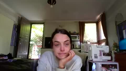 Snapshot of valvettgreen chatting on 10.28.25 ValvettGreen online show from 10.28.25