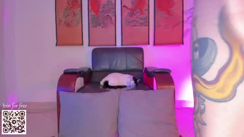 Snapshot of valyturner chatting on 12.01.24 online show from 12.01.24