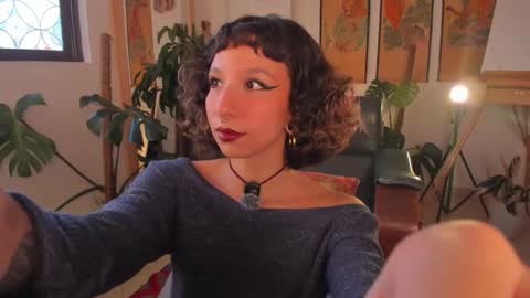 Snapshot of valyturner chatting on 09.23.25 online show from 09.23.25