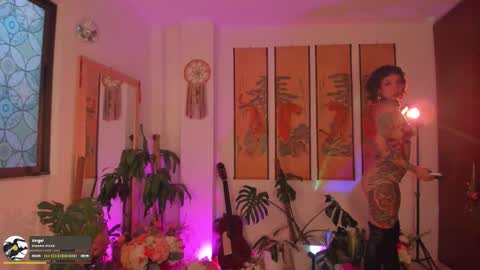 Snapshot of valyturner chatting on 10.11.25 online show from 10.11.25