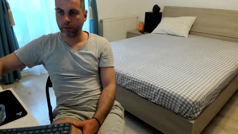 valyvalisimo online show from 03.31.26