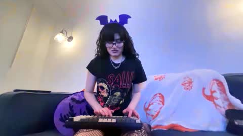 vampgatita online show from 02.27.26