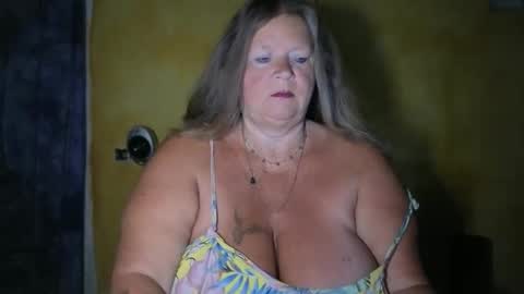 vampwoman online show from 05.18.26