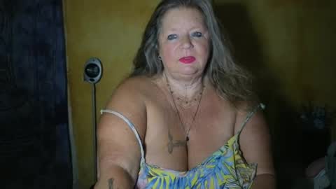 Snapshot of vampwoman chatting on 06.22.26 vampwoman online show from 06.22.26