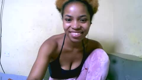 vanah344375 online show from 10.14.25