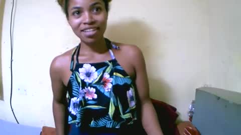 vanah344375 online show from 10.16.25