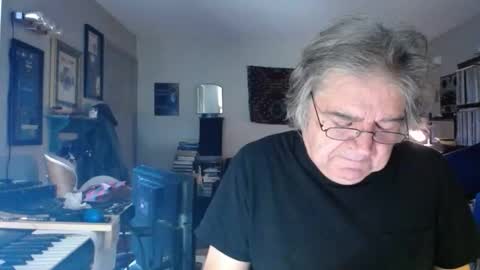 Paco online show from 10.21.25