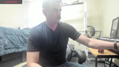 Snapshot of vandal2021 chatting on 02.21.25 Vandal2021 online show from 02.21.25