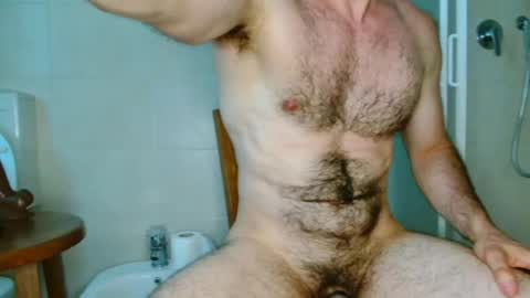 Snapshot of vandik669 chatting on 05.27.26 vandik669 online show from 05.27.26