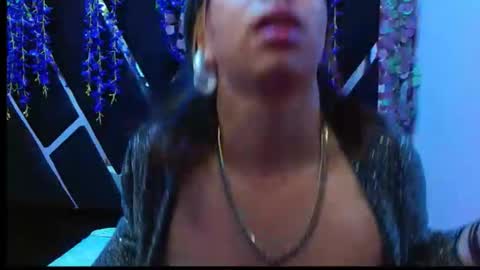 Snapshot of vanesa_boobs chatting on 02.15.26 vanessa bobs online show from 02.15.26