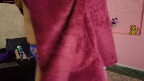 Snapshot of vanessa_7_ chatting on 10.24.25 Vanessa online show from 10.24.25