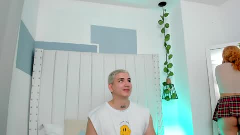 vanessa and sebas online show from 04.10.26