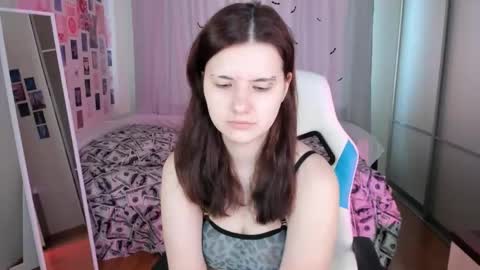 Vanessa online show from 04.12.26