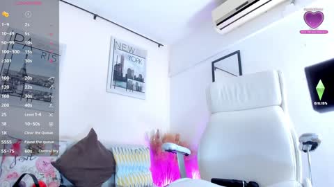 Snapshot of vanessa_gonzaless chatting on 12.18.24 Vanessa online show from 12.18.24