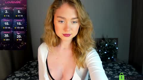 Vanessa Maes online show from 12.28.24