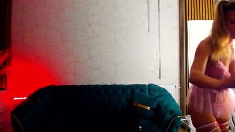 vanessa_posh online show from 10.08.25