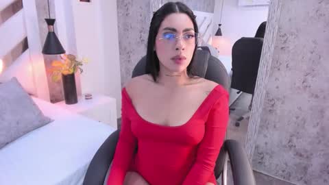 Vanessa  online show from 01.07.26