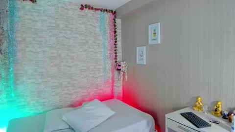 Vanessa online show from 03.21.26