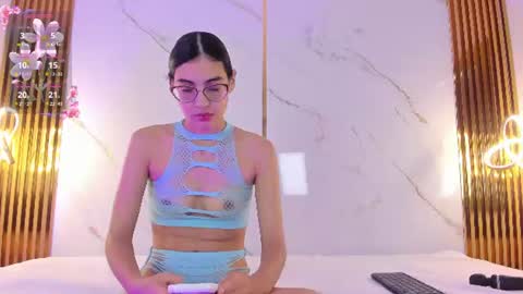 Snapshot of vanessaboch chatting on 07.14.26 Vanessa online show from 07.14.26