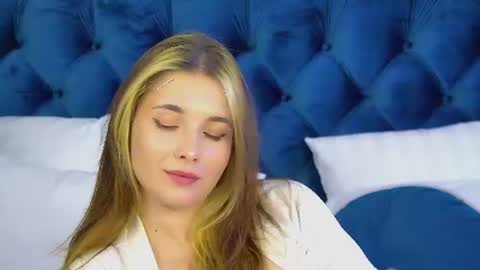 Vanessa online show from 06.10.26
