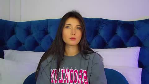 Vanessa online show from 06.24.26