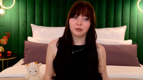 Vanessa online show from 10.15.25