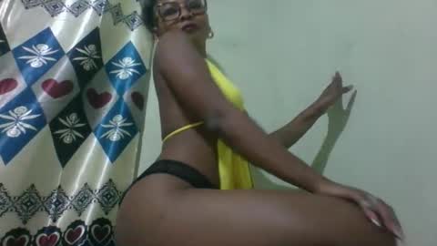 vanessah64 online show from 04.21.26