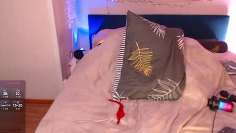 Vanessa follow me -  I will answer you there at any time online show from 02.07.25