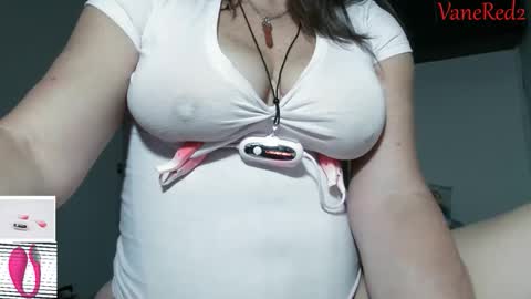 Vanesared2 online show from 12.14.25