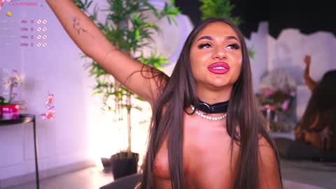 Vanessa Simon online show from 02.06.25