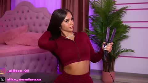 Vanessa Simon online show from 10.29.25