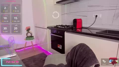 Snapshot of vanessavanne chatting on 09.21.25 Vanessa online show from 09.21.25